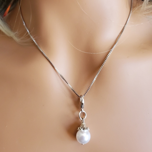 Silver Plated Faux Pearl Pendant Necklace Christmas gift - Picture 3 of 7